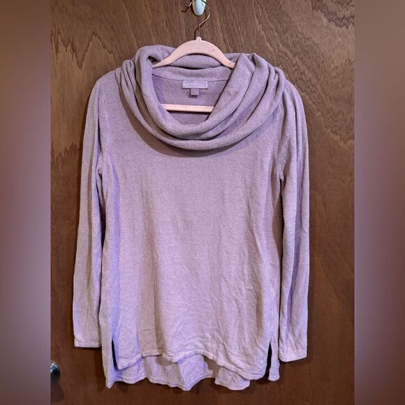 Barefoot Dreams Sweaters - Barefoot Dreams Slouchy Pullover Sweater dusty Pink Size S